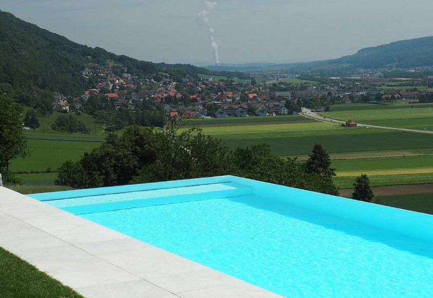 Pool Fertigbecken | ©  Biegert Garten- und Landschaftsbau GmbH